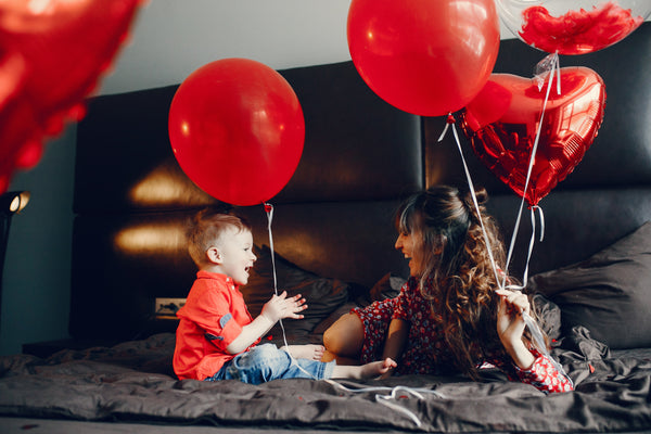 Valentines Day: 10 Fun (Sugar FREE) Classroom Gift Exchange Ideas For Kids!