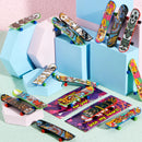 30 Packs Valentine’s Day Mini Finger Skateboards with Cards